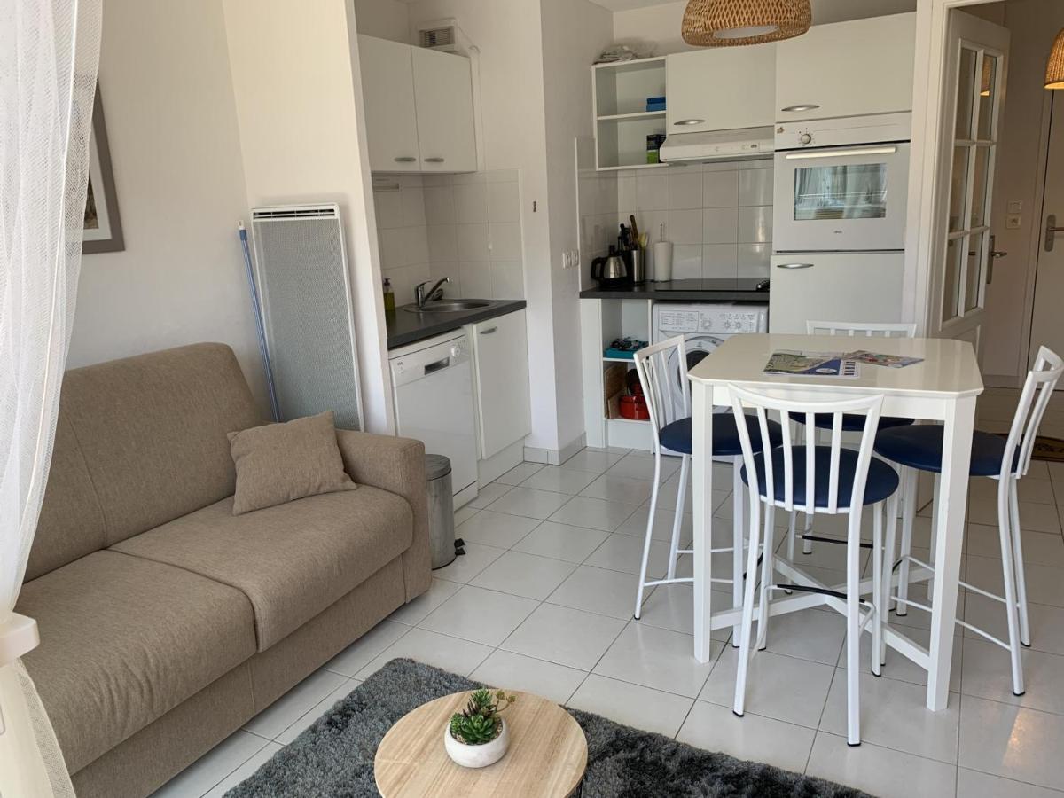 Appartement Proche Plage Avec Parking Et Balcon - Fr-1-482-102 Fort-Mahon-Plage Exterior foto